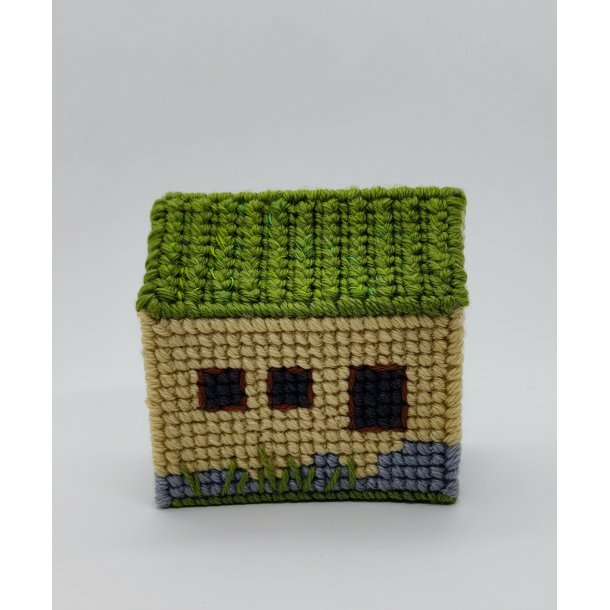 Hus, fritst�ende broderi. 