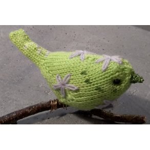 Fugle - strikkede med frit broderi 